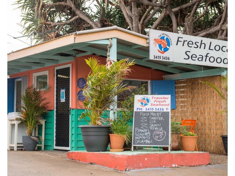 27 Mooloomba Road, Point Lookout QLD 4183