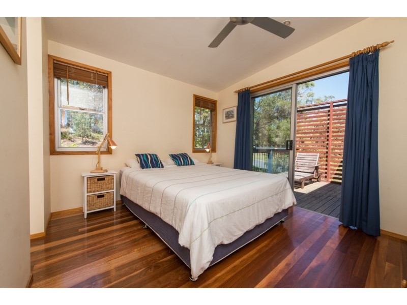 18 Merinda Crescent, Point Lookout QLD 4183