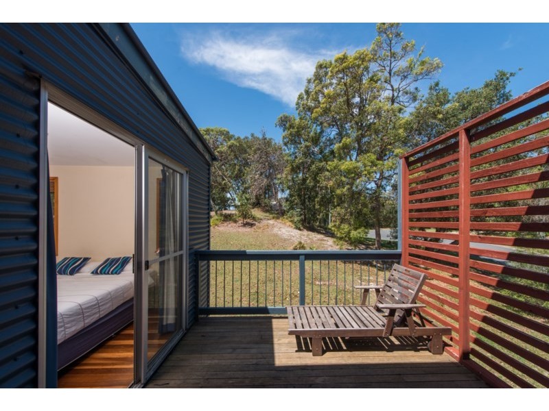 18 Merinda Crescent, Point Lookout QLD 4183