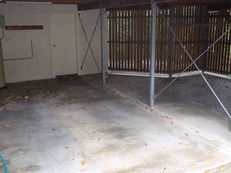 6 Bigoon Road, Point Lookout QLD 4183