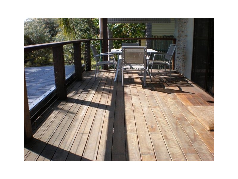 24 Booran Street, Point Lookout QLD 4183