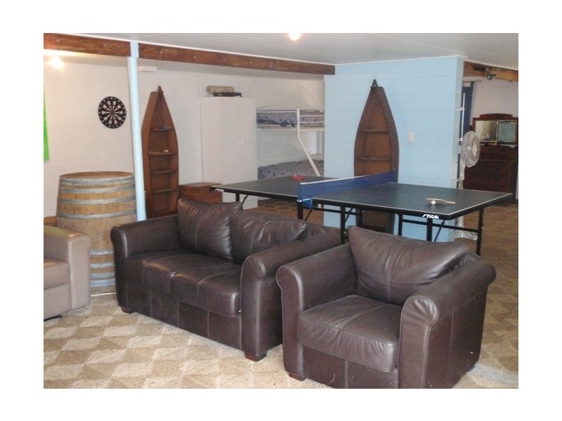 24 Booran Street, Point Lookout QLD 4183