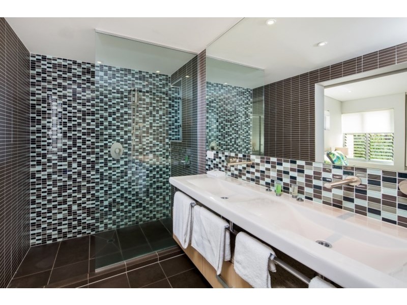 1/158-172 Dickson Way, Point Lookout QLD 4183
