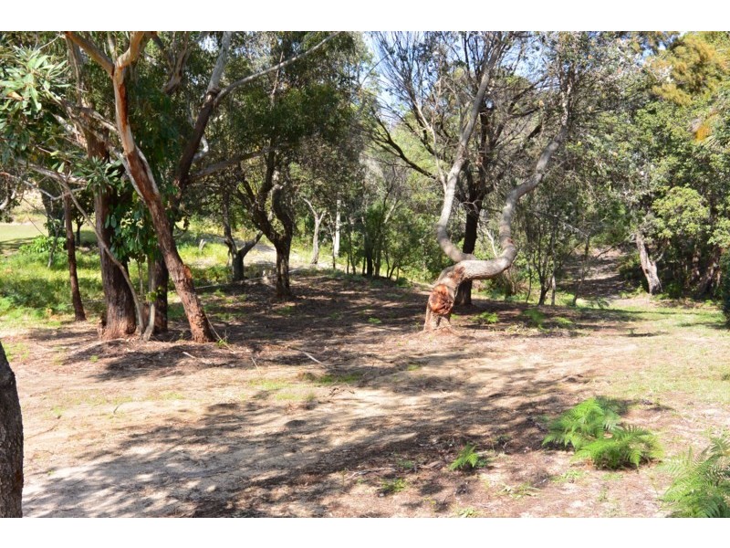 36 Cumming Parade, Point Lookout QLD 4183