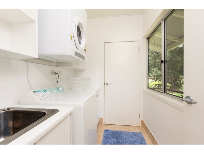 10 Bambara Street, Point Lookout QLD 4183