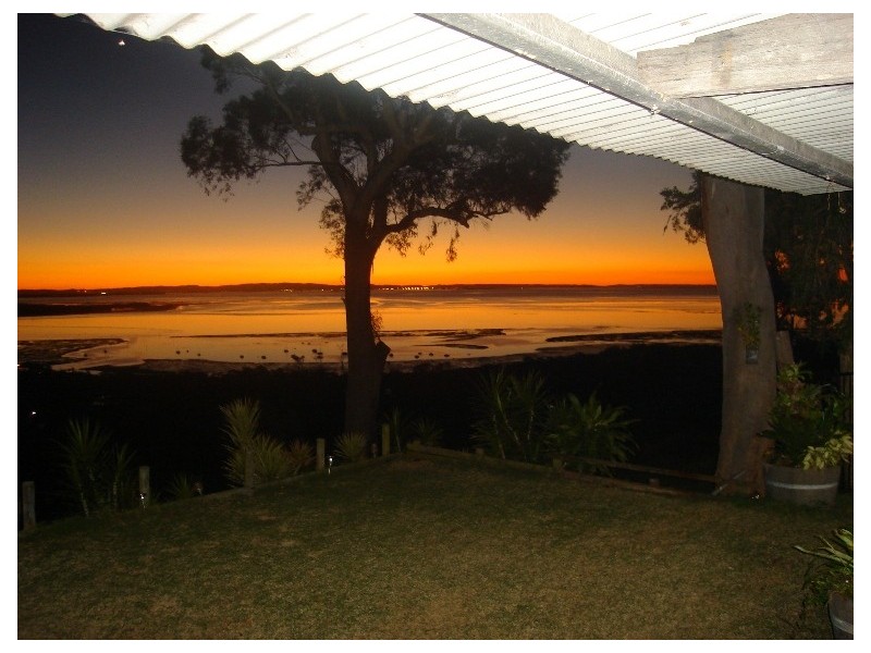 5 Illawong Crescent, Dunwich QLD 4183