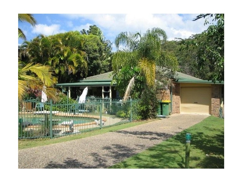 124 Tramican Street, Point Lookout QLD 4183