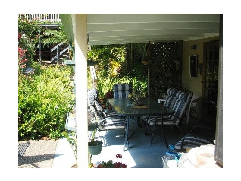 124 Tramican Street, Point Lookout QLD 4183