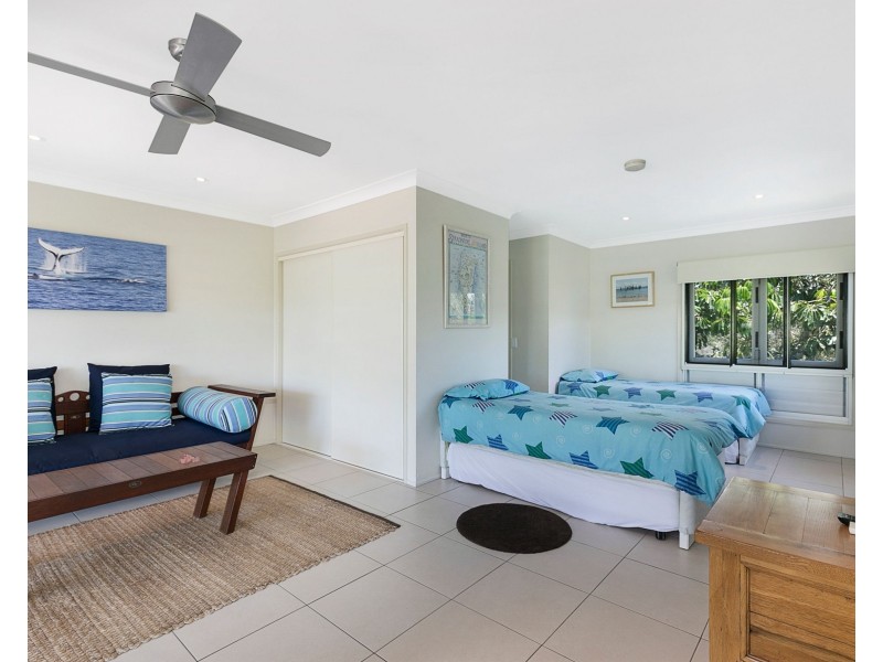 16 Bambara Street, Point Lookout QLD 4183