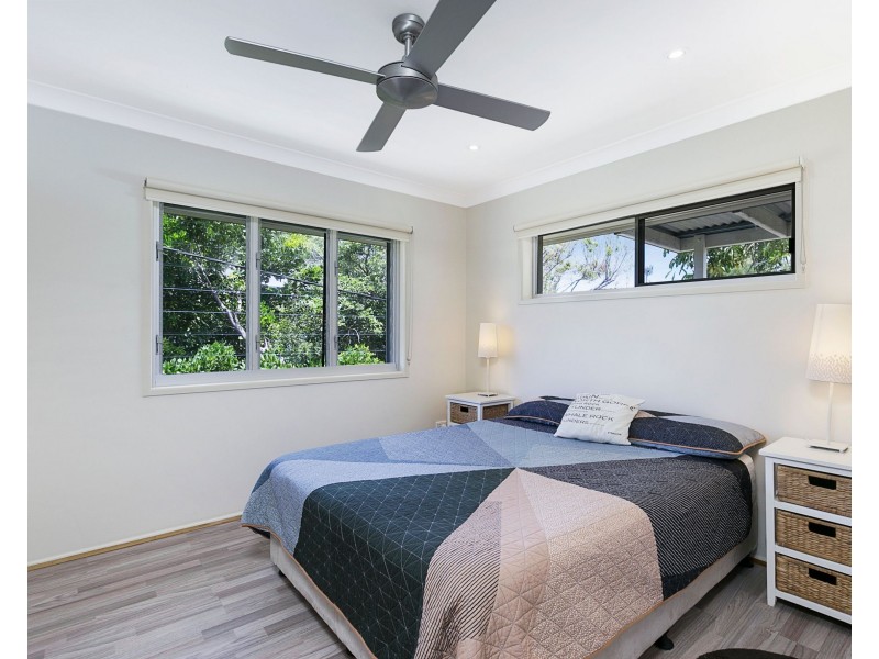 16 Bambara Street, Point Lookout QLD 4183