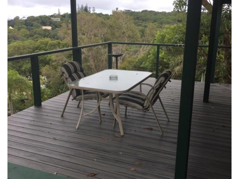 39 Cumming Parade, Point Lookout QLD 4183