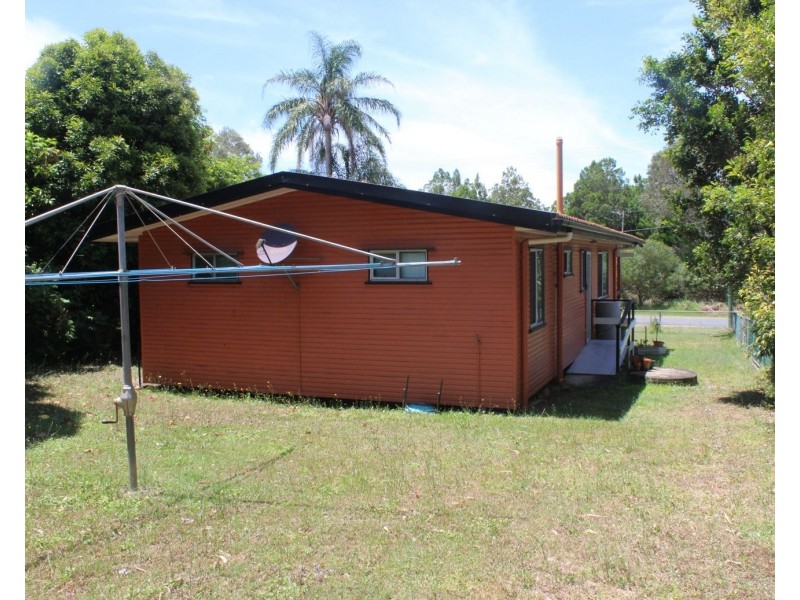 18 Barton Street, Dunwich QLD 4183