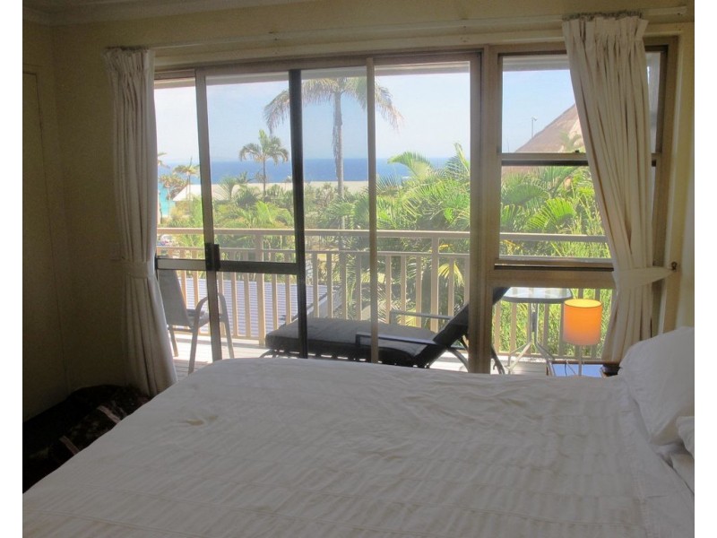 4/21-25 Cumming Parade, Point Lookout QLD 4183