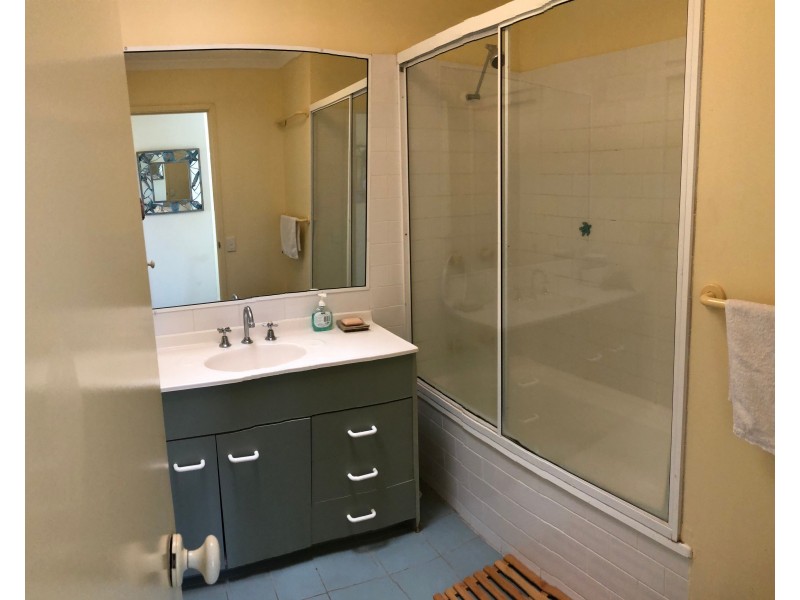 4/21-25 Cumming Parade, Point Lookout QLD 4183