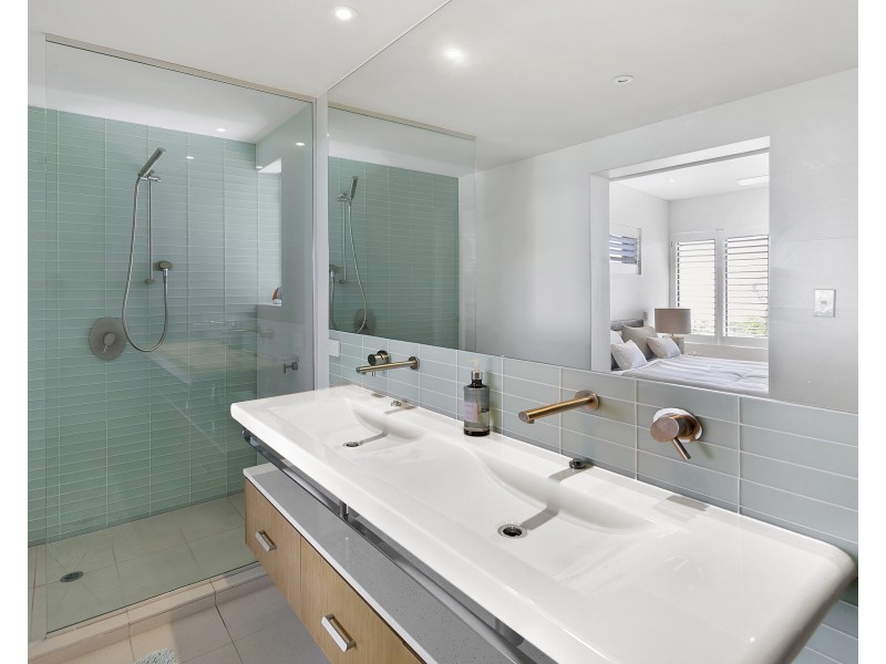 19/158-172 Dickson Way, Point Lookout QLD 4183