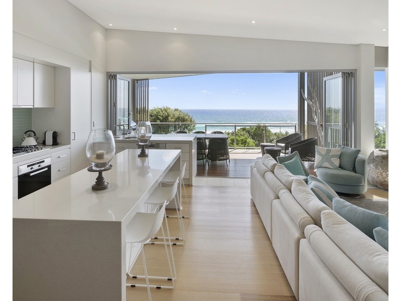 19/158-172 Dickson Way, Point Lookout QLD 4183