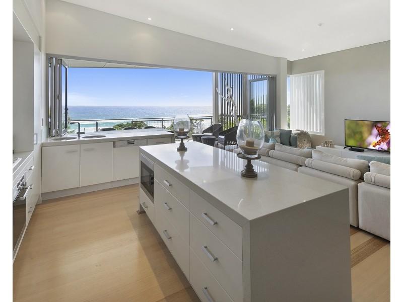 19/158-172 Dickson Way, Point Lookout QLD 4183