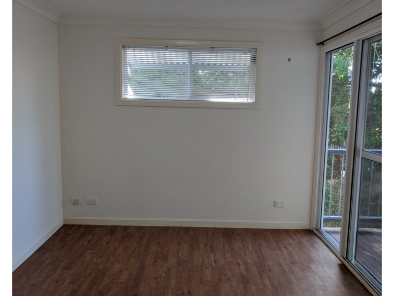 10a Yarrong Road, Point Lookout QLD 4183