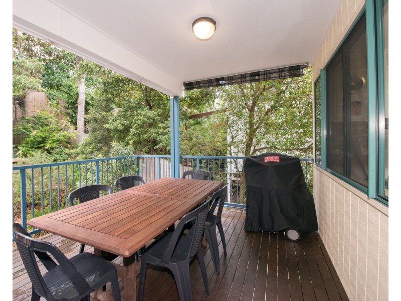 2/66 Mooloomba Road, Point Lookout QLD 4183