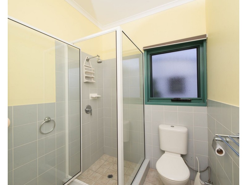 2/66 Mooloomba Road, Point Lookout QLD 4183