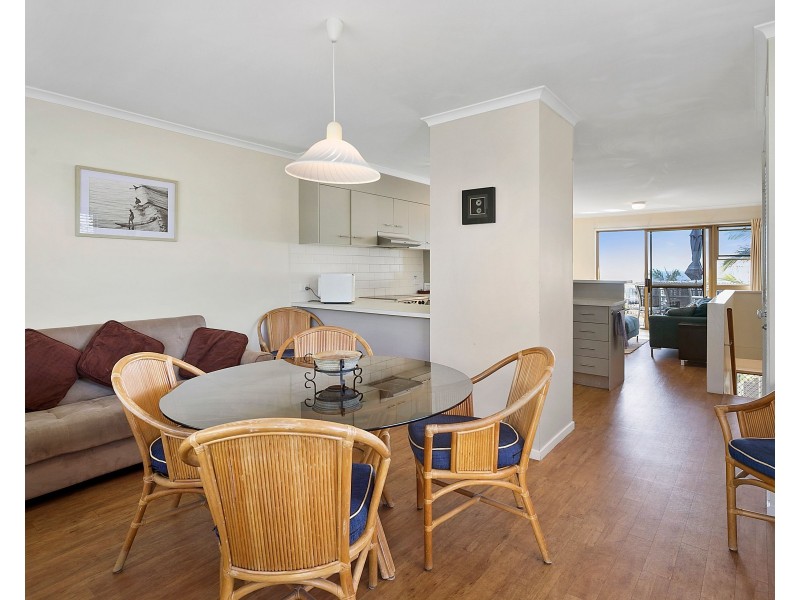 18/21-25 Cumming Parade, Point Lookout QLD 4183