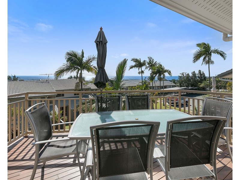 18/21-25 Cumming Parade, Point Lookout QLD 4183