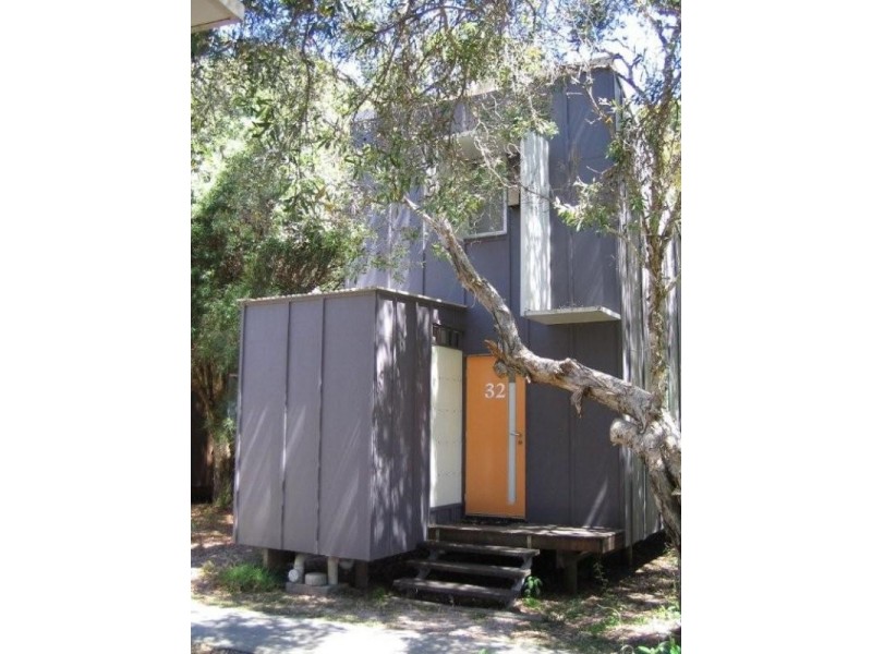 49 Dickson Way, Point Lookout QLD 4183