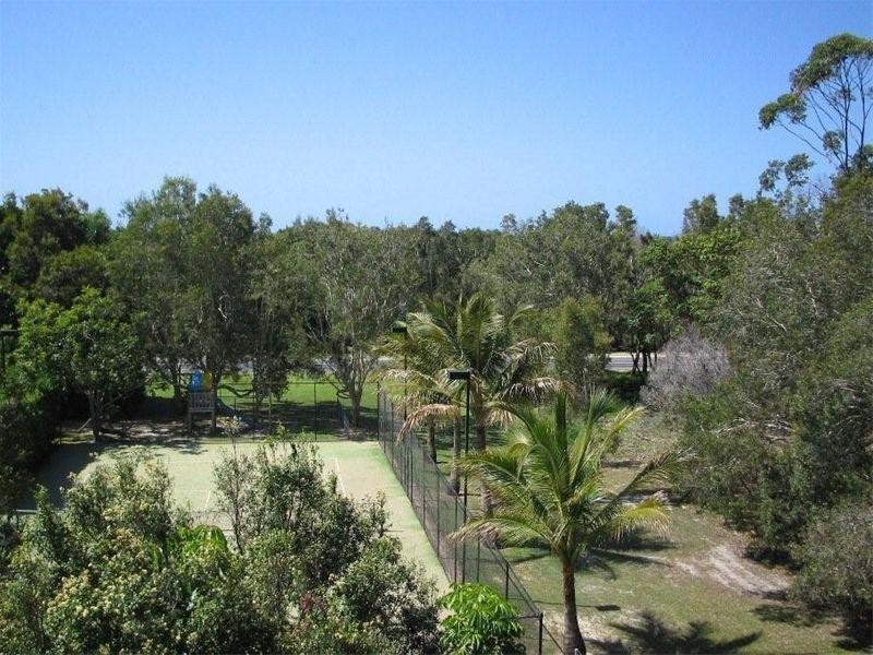 41 Dickson Way, Point Lookout QLD 4183