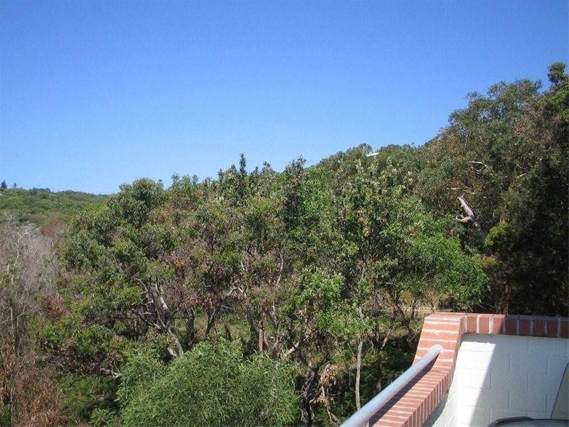 41 Dickson Way, Point Lookout QLD 4183