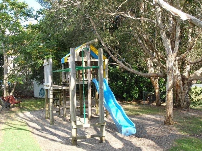 41 Dickson Way, Point Lookout QLD 4183