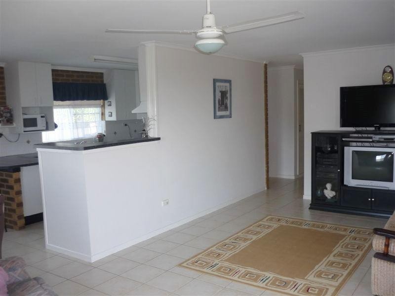 119 Rainbow Crescent, Dunwich QLD 4183