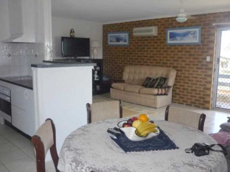 119 Rainbow Crescent, Dunwich QLD 4183