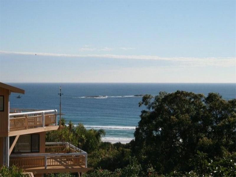 41 Cumming Parade, Point Lookout QLD 4183
