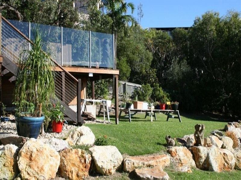 41 Cumming Parade, Point Lookout QLD 4183
