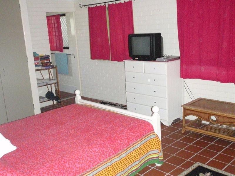 13 Bigoon Road, Point Lookout QLD 4183