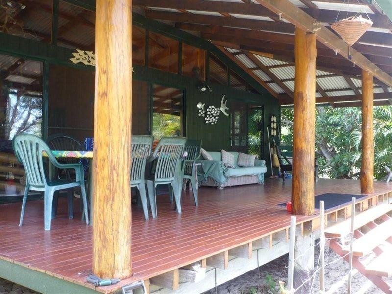 7 Macland Street, Amity Point QLD 4183