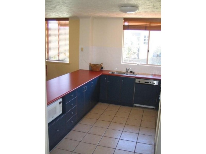 11 Samarinda Drive, Point Lookout QLD 4183