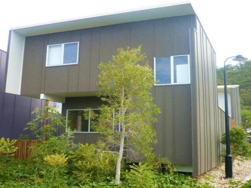 49 Dickson Way, Point Lookout QLD 4183