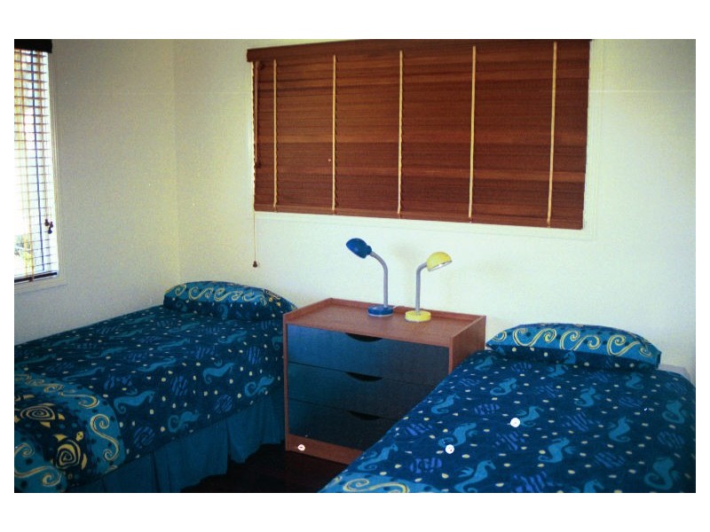 6 Bigoon Road, Point Lookout QLD 4183