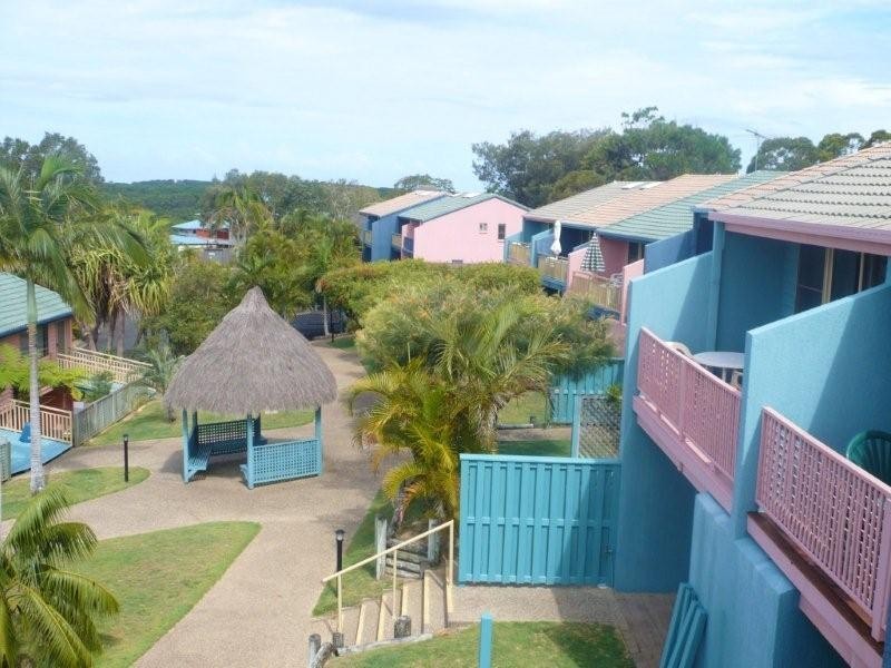 21 Cumming Parade, Point Lookout QLD 4183