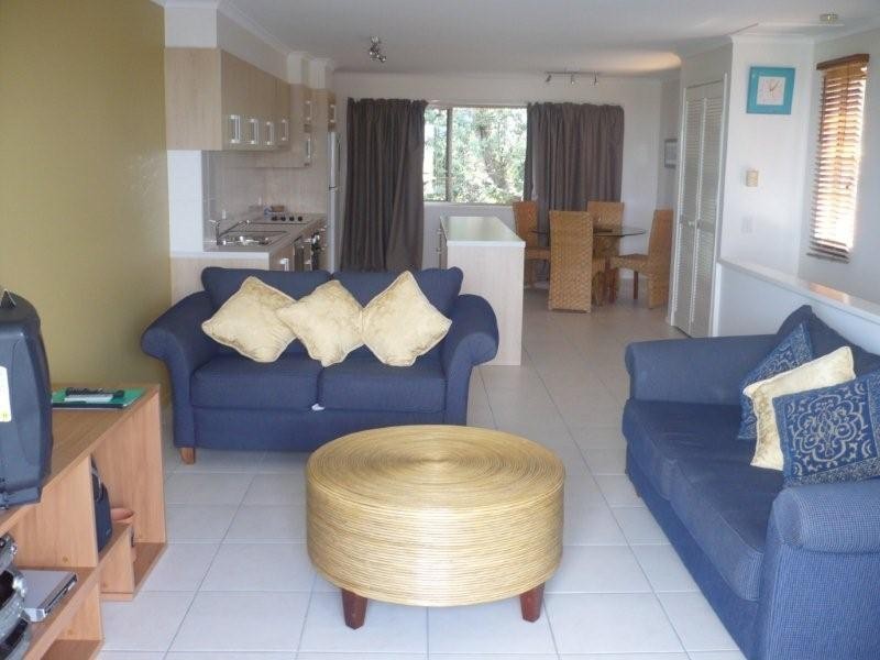 21 Cumming Parade, Point Lookout QLD 4183