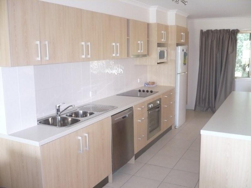 21 Cumming Parade, Point Lookout QLD 4183