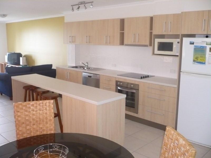 21 Cumming Parade, Point Lookout QLD 4183