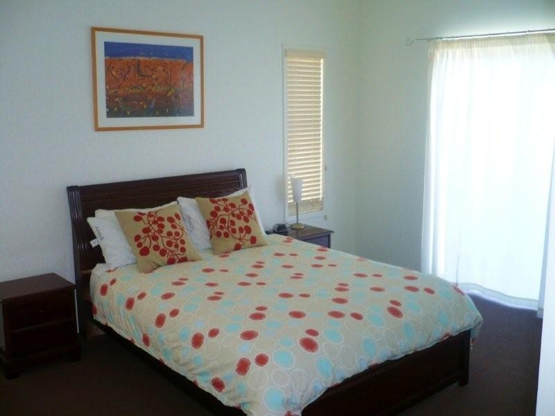 16 Cumming Parade, Point Lookout QLD 4183