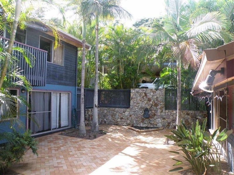 9 Tramican Street, Point Lookout QLD 4183