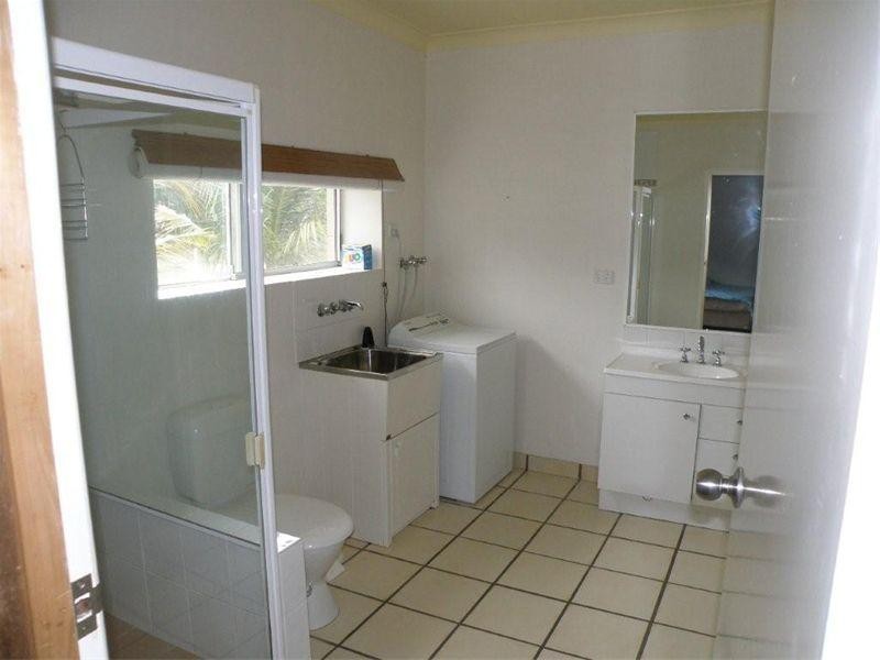 2 Millers Lane, Amity Point QLD 4183