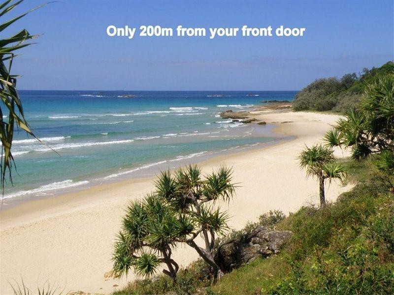 4 Cutter Street, Point Lookout QLD 4183