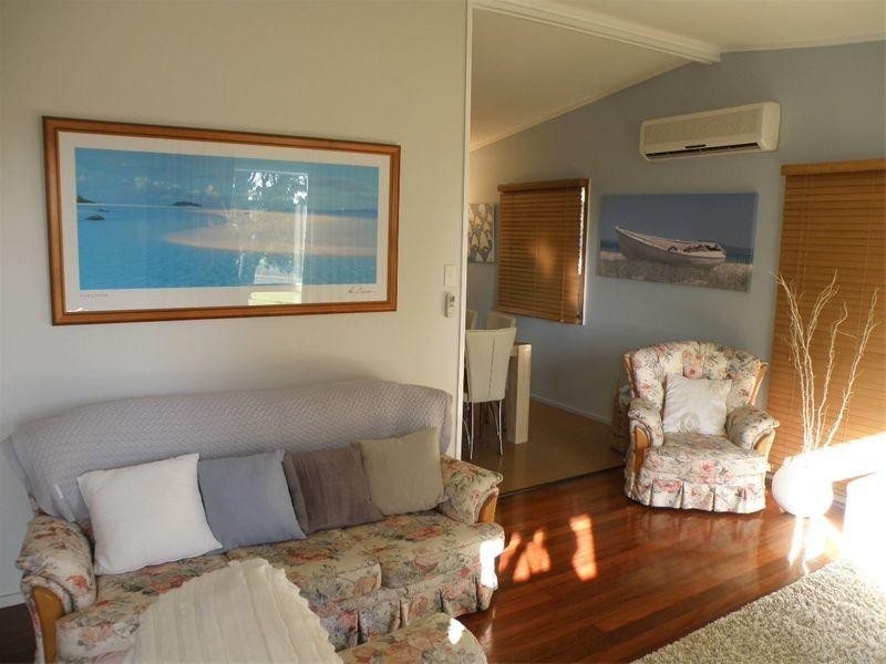 2 Stradbroke Place, Dunwich QLD 4183