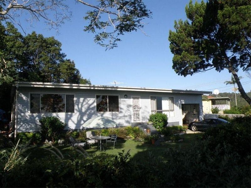 2 Stradbroke Place, Dunwich QLD 4183