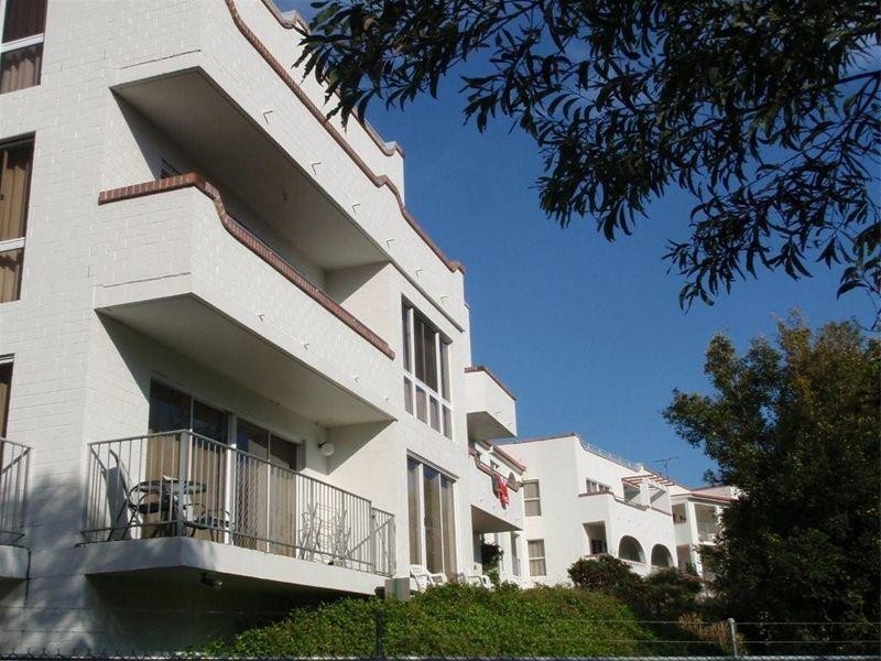 41 Dickson Way, Point Lookout QLD 4183